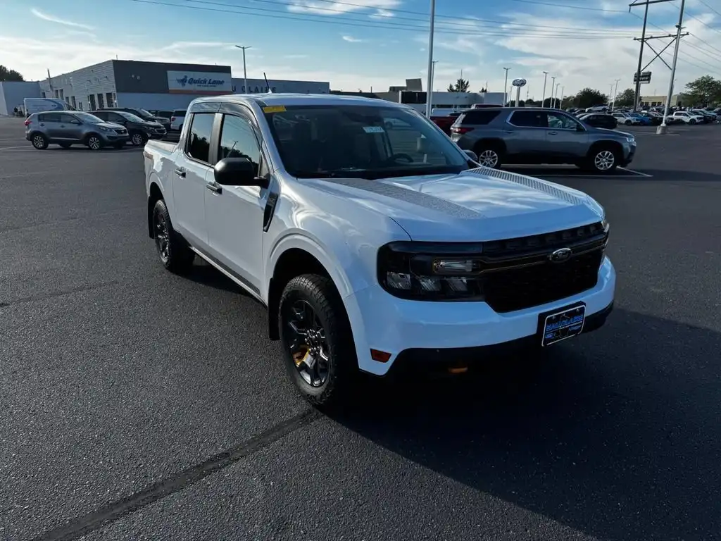 2024 Ford Maverick Tremor 4WD Advanced XLT's photo