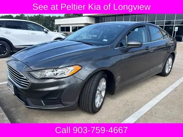 2020 Ford Fusion SE FWD's photo