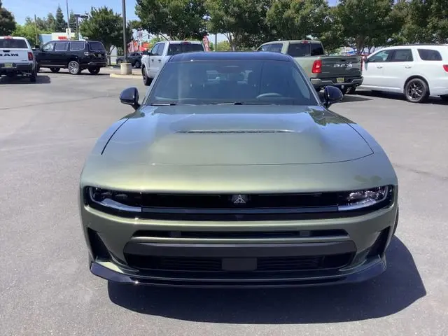 2026 Dodge Charger Scat Pack AWD photo 4