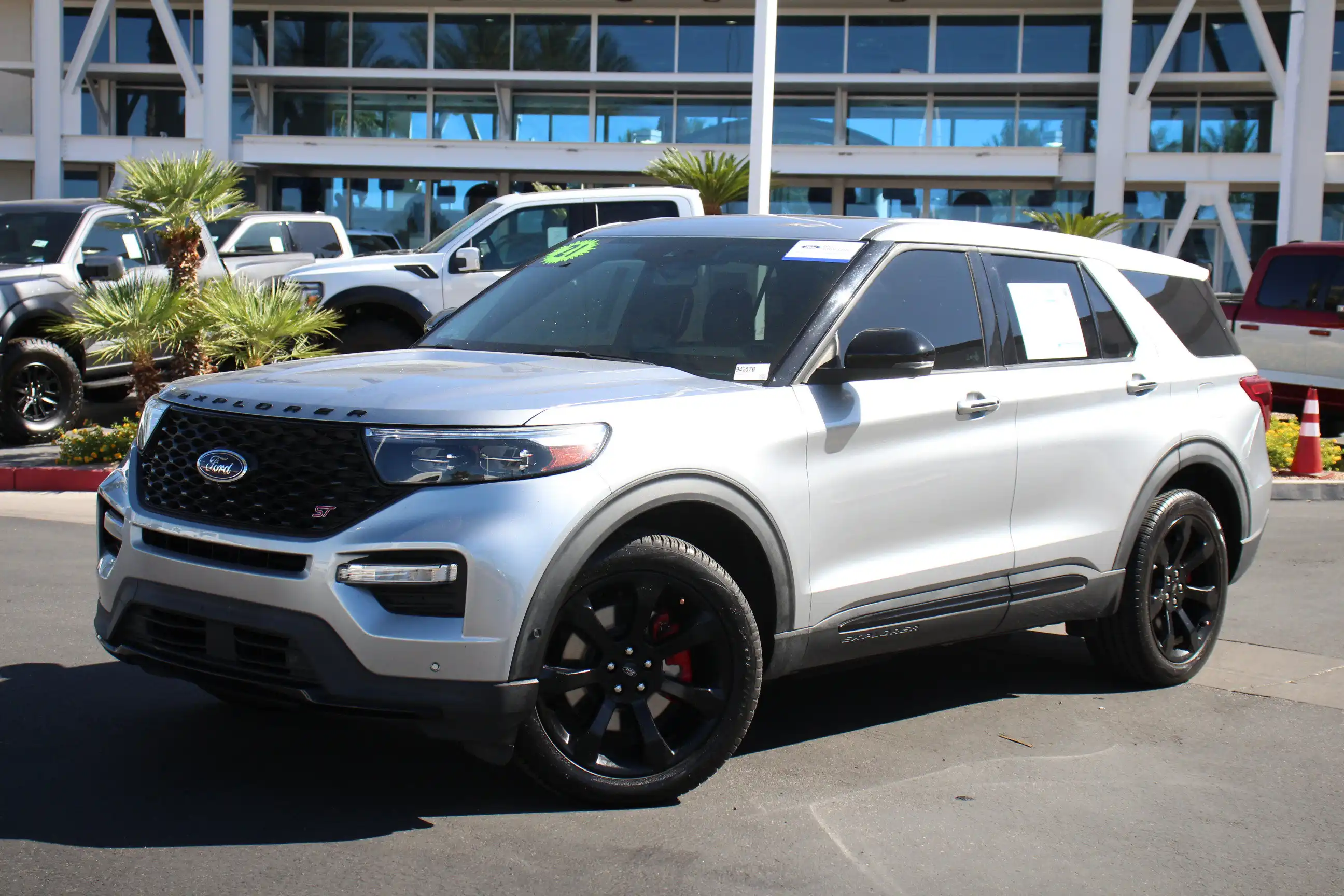 2021 Ford Explorer ST 4WD's photo