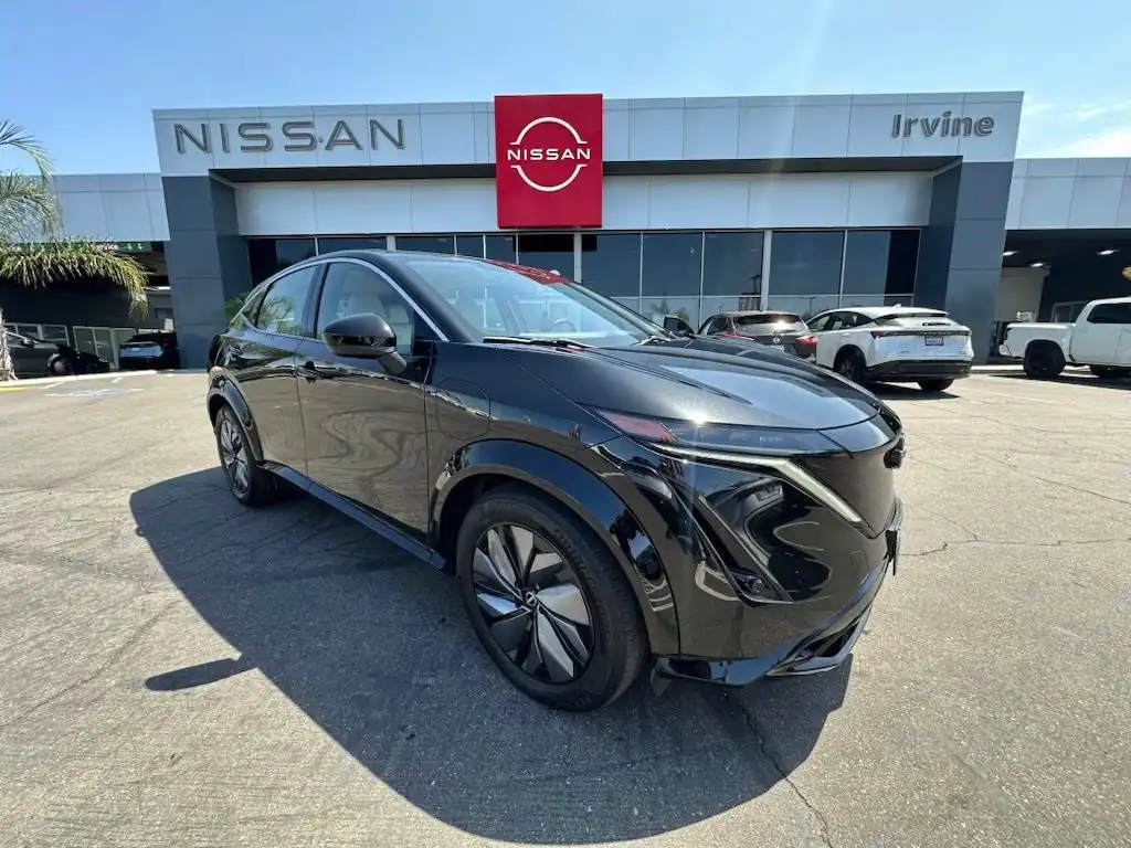 2023 Nissan Ariya Engage FWD's photo