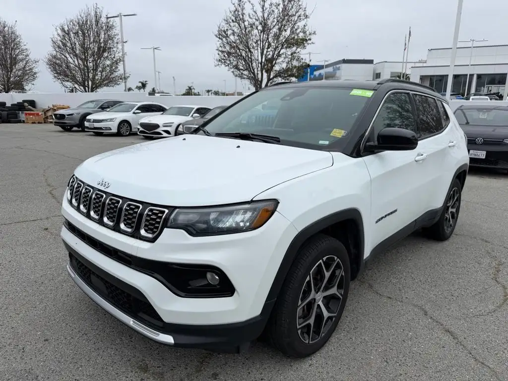 2024 Jeep Compass Limited 4X4 photo 1