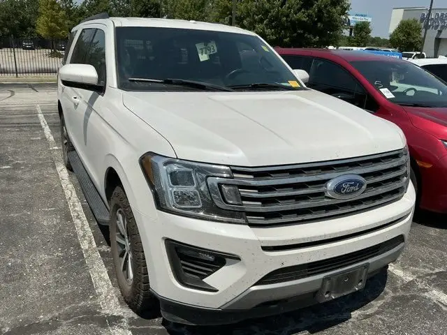 2019 Ford Expedition XLT 4x4 photo 3