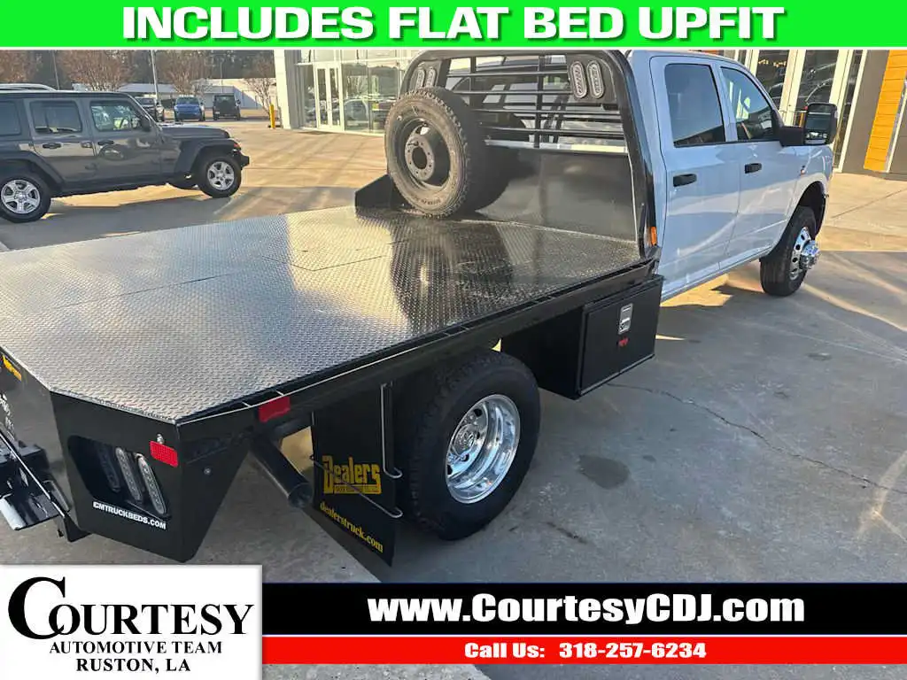 2025 RAM 3500 Tradesman 4X4 Crew Cab's photo