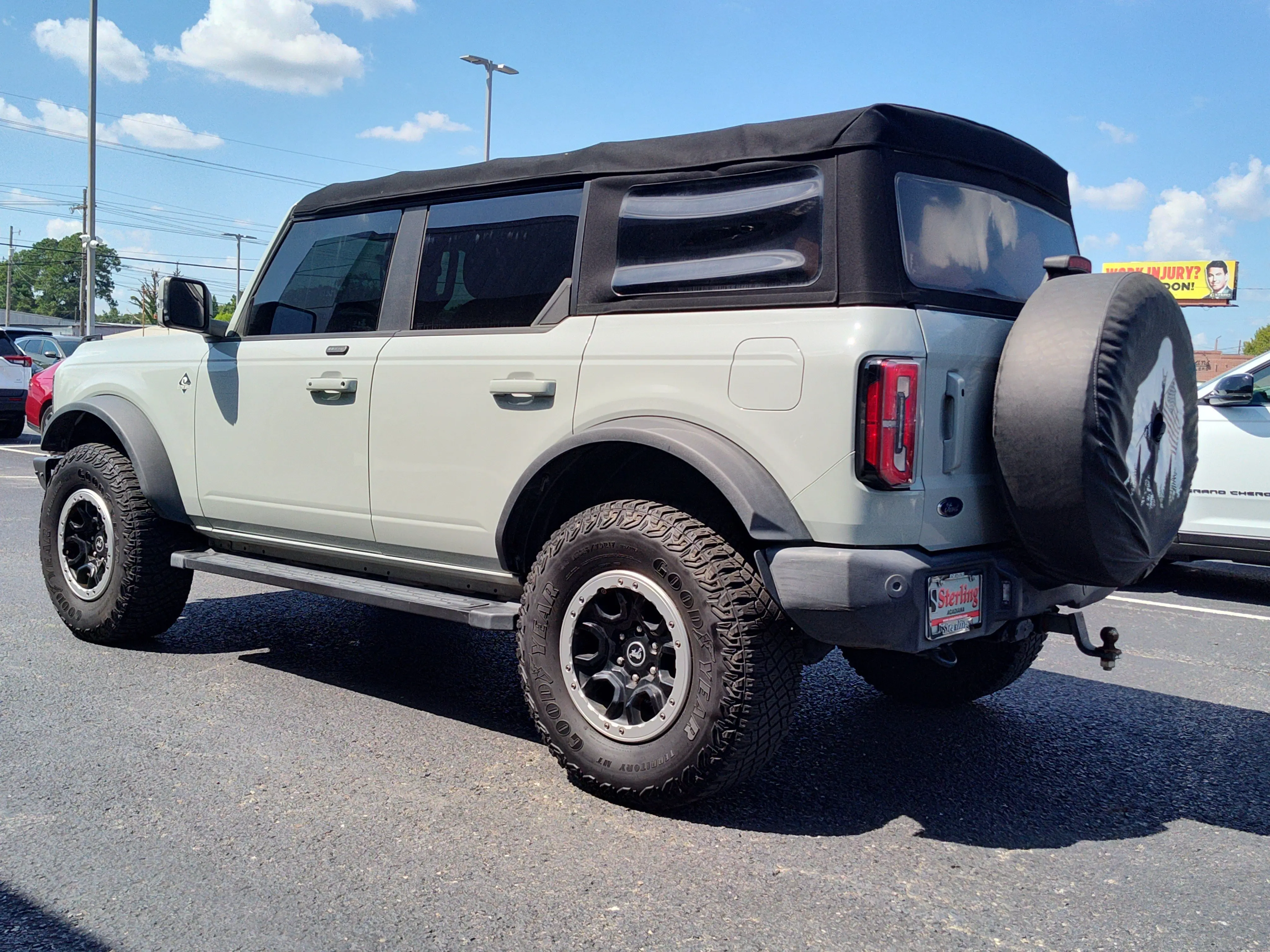 2021 Ford Bronco Outer Banks Advanced 4x4 photo 4