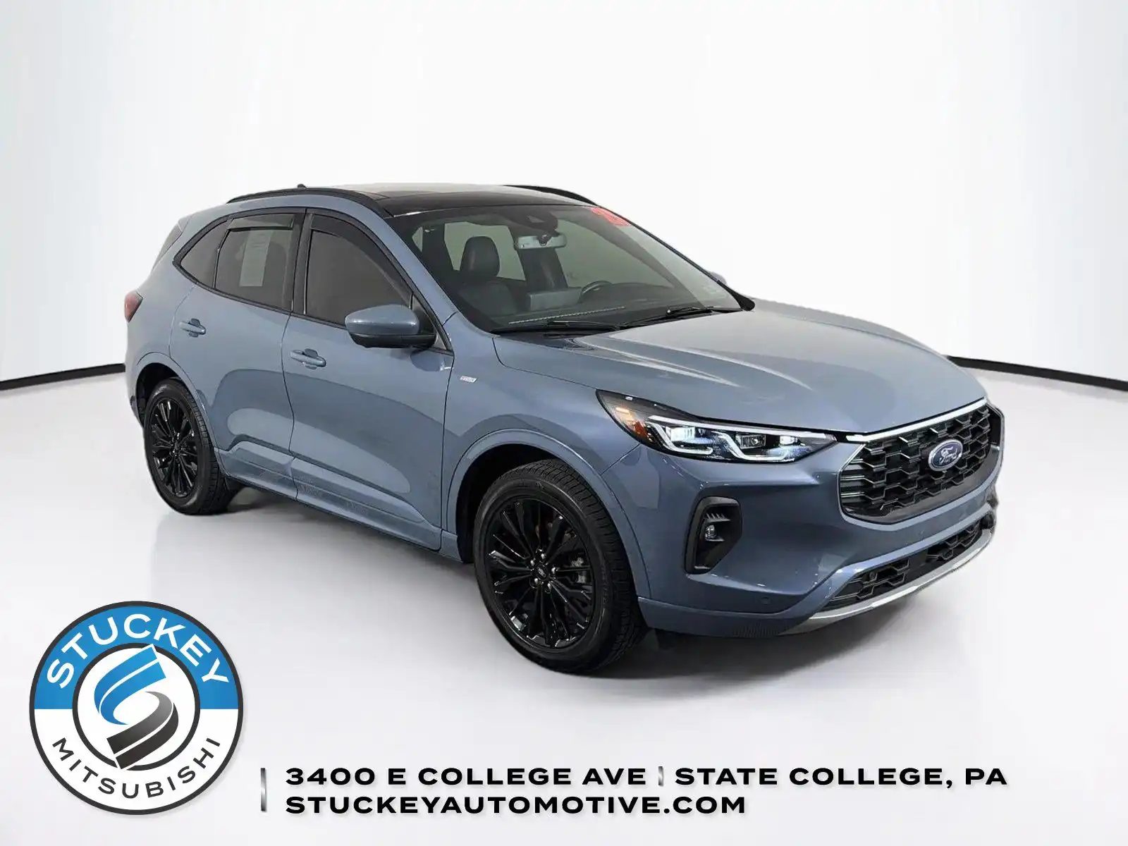 2025 Ford Escape 2.0 ST-Line Elite AWD's photo