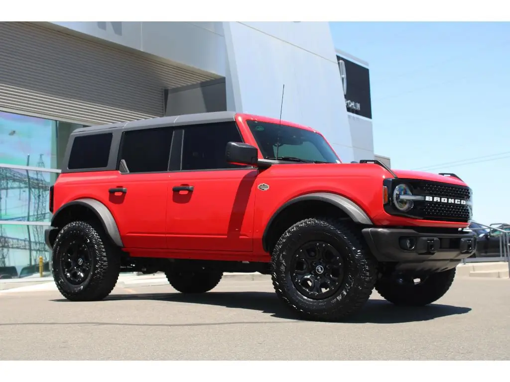 2023 Ford Bronco Wildtrak 4WD photo 4