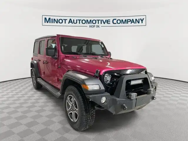 2022 Jeep Wrangler Sport S's photo