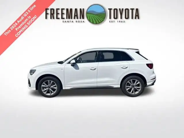 2024 Audi Q3 45 TFSI S Line Premium quattro's photo