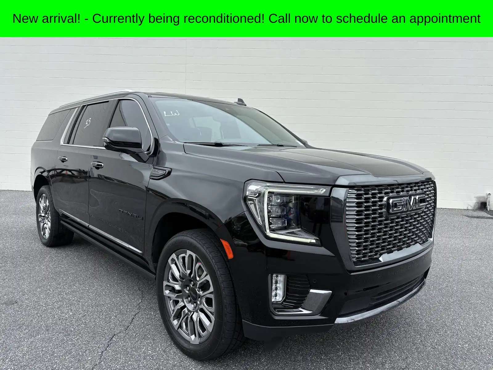 2024 GMC Yukon Denali Ultimate AWD's photo