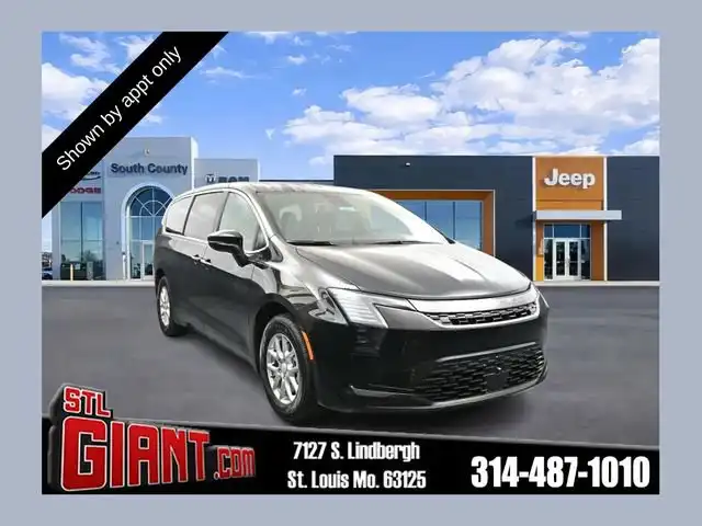 2027 Chrysler Pacifica Select's photo