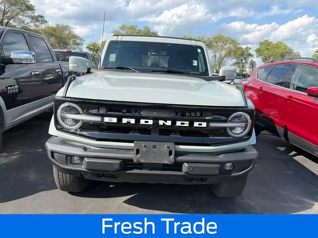 2022 Ford Bronco Outer Banks 4WD's photo