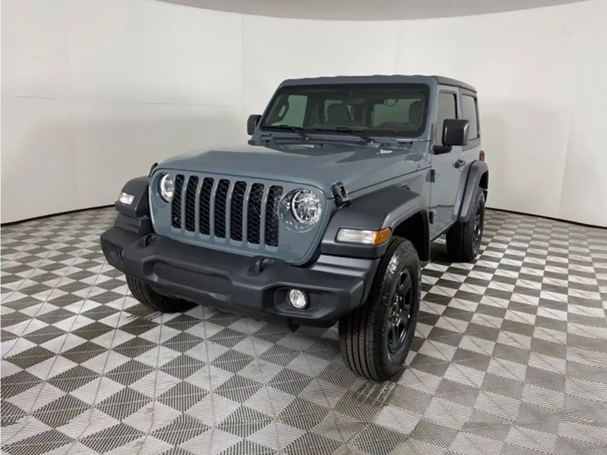 2024 Jeep Wrangler Sport S's photo