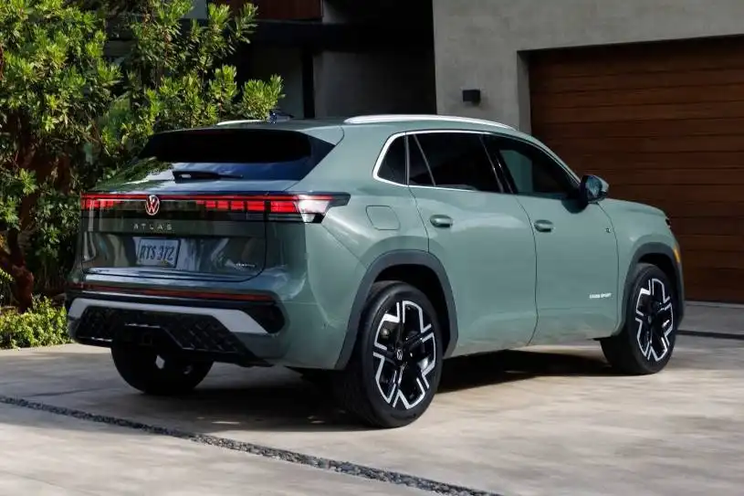 2027 Volkswagen Atlas 2.0T SE w/Tech 4MOTION's photo
