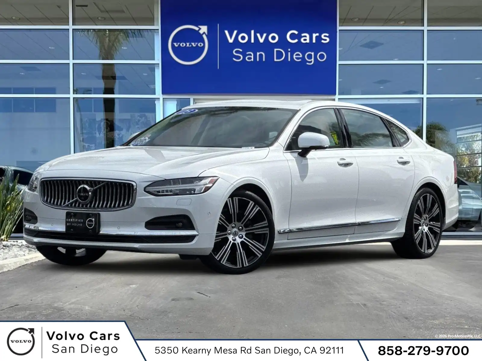 2023 Volvo S90 B6 Plus AWD's photo