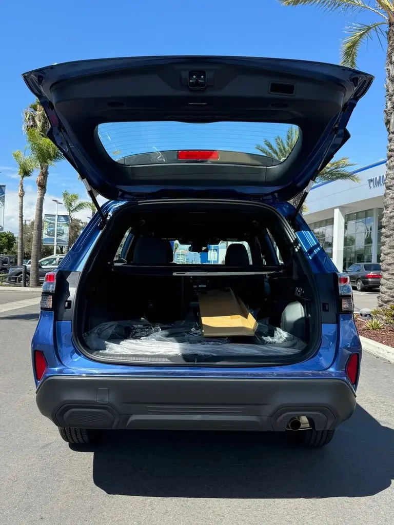 2026 Subaru Forester Base photo 5