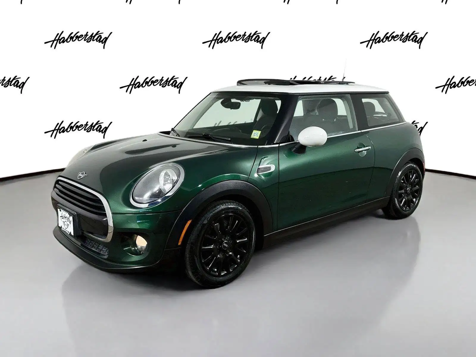 2019 MINI Hardtop's photo