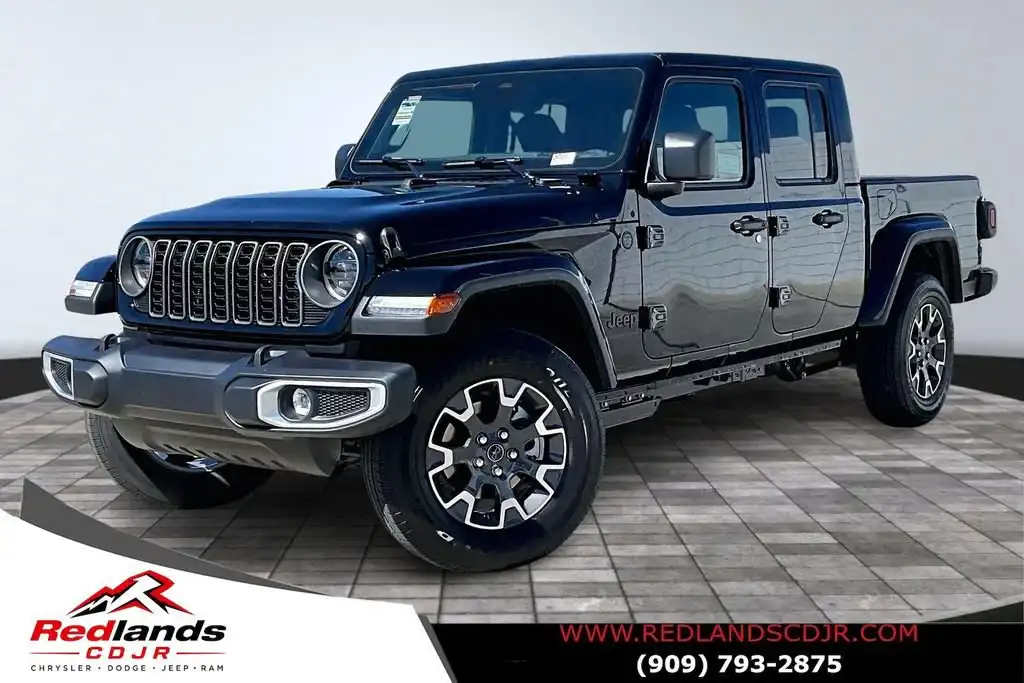 2026 Jeep Gladiator Sahara Auto's photo