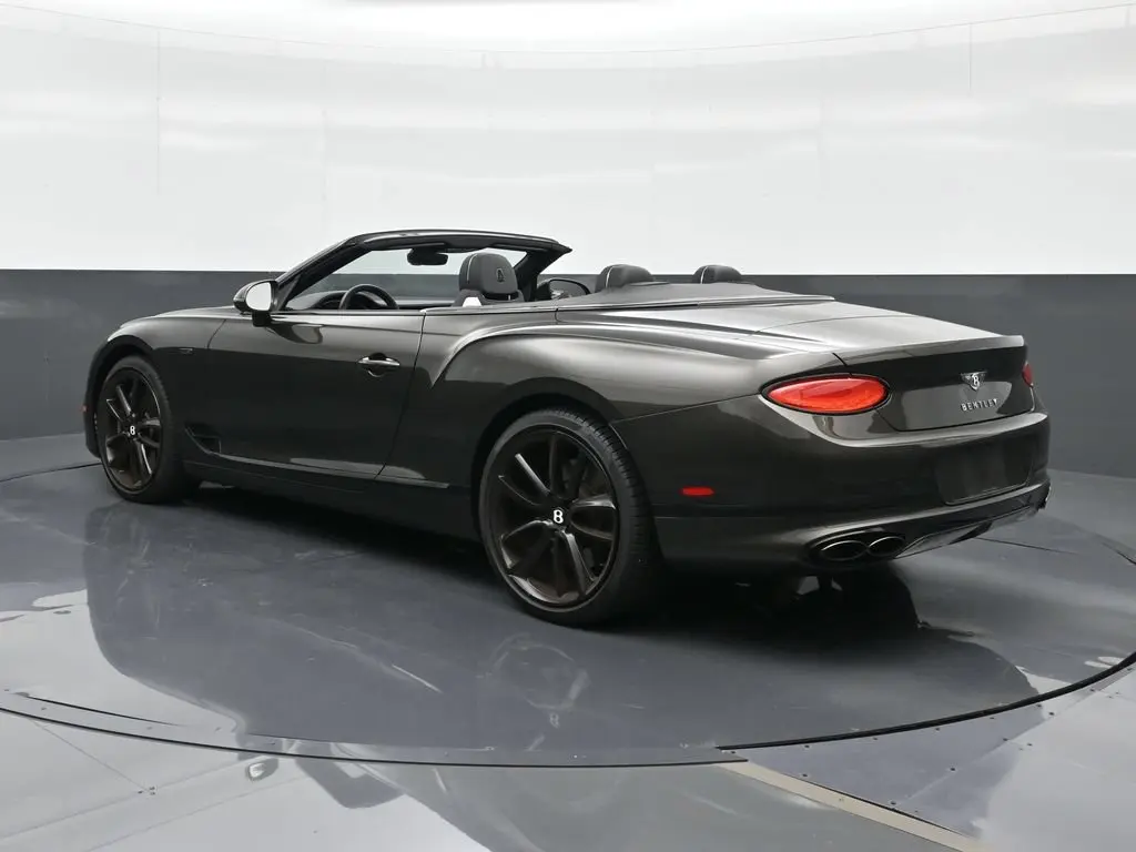 2024 Bentley Continental GT undefined photo 3