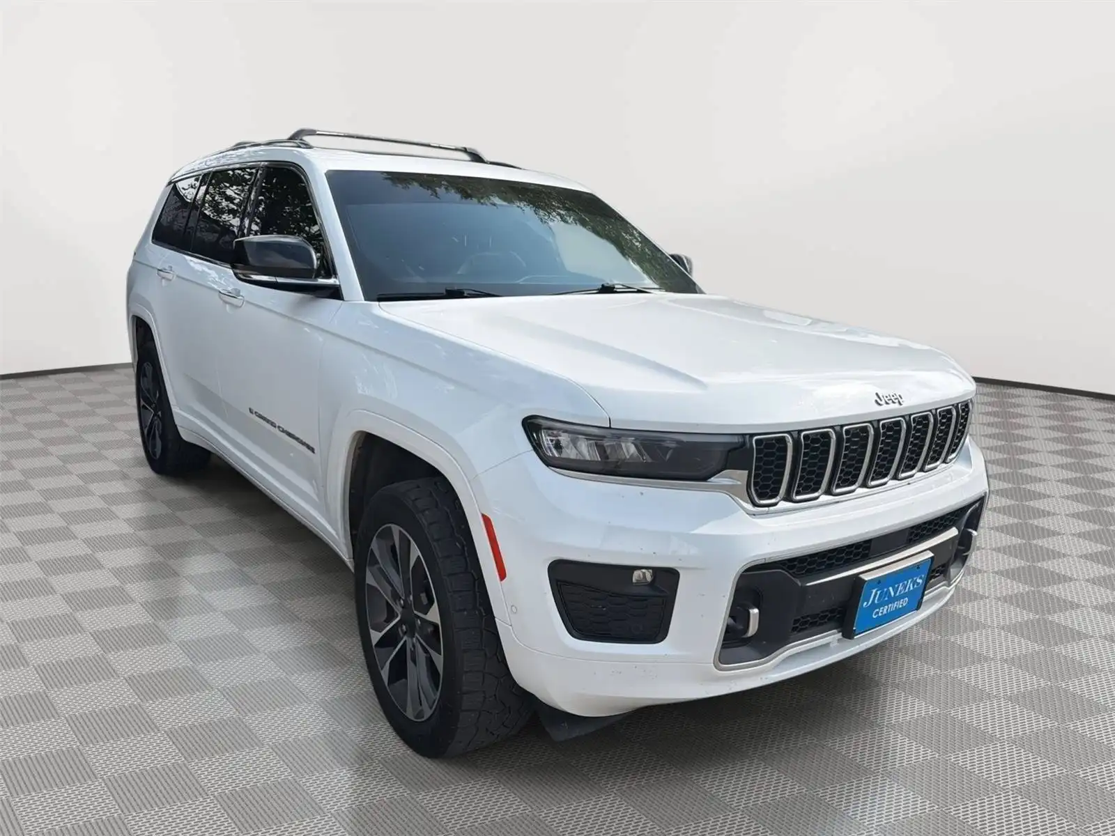2023 Jeep Grand Cherokee L Overland 4x4's photo