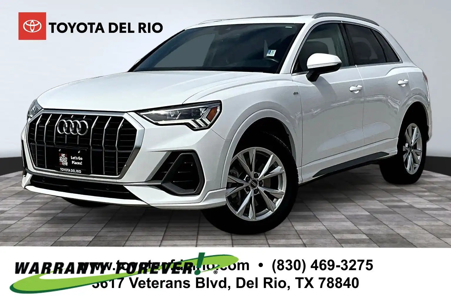 2024 Audi Q3 45 TFSI S Line Premium quattro's photo