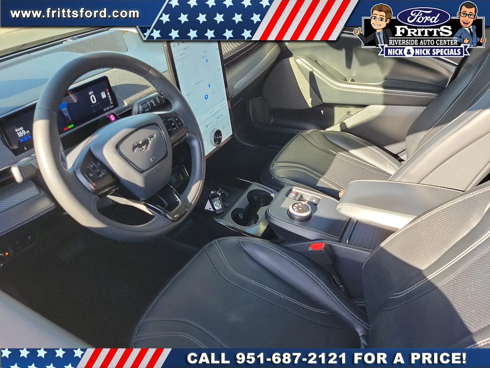 2023 Ford Mustang-Mach-e Premium photo 4