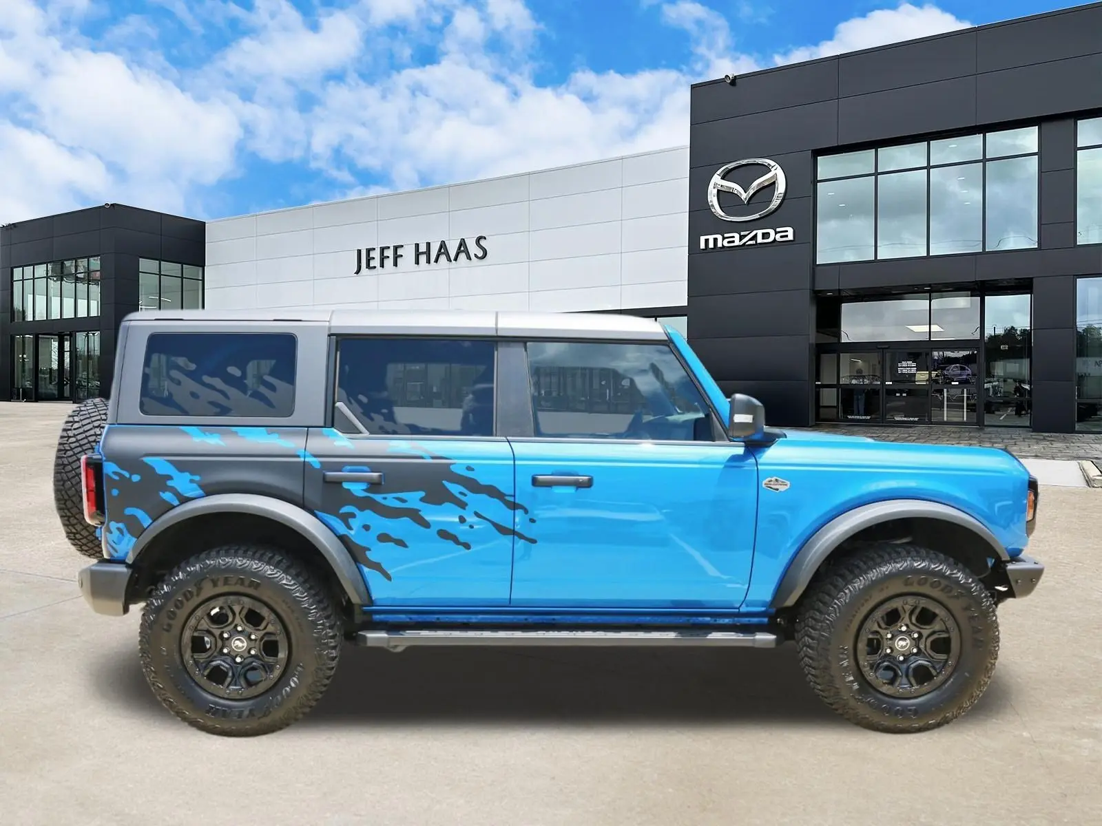 2024 Ford Bronco Wildtrak 4x4 photo 5