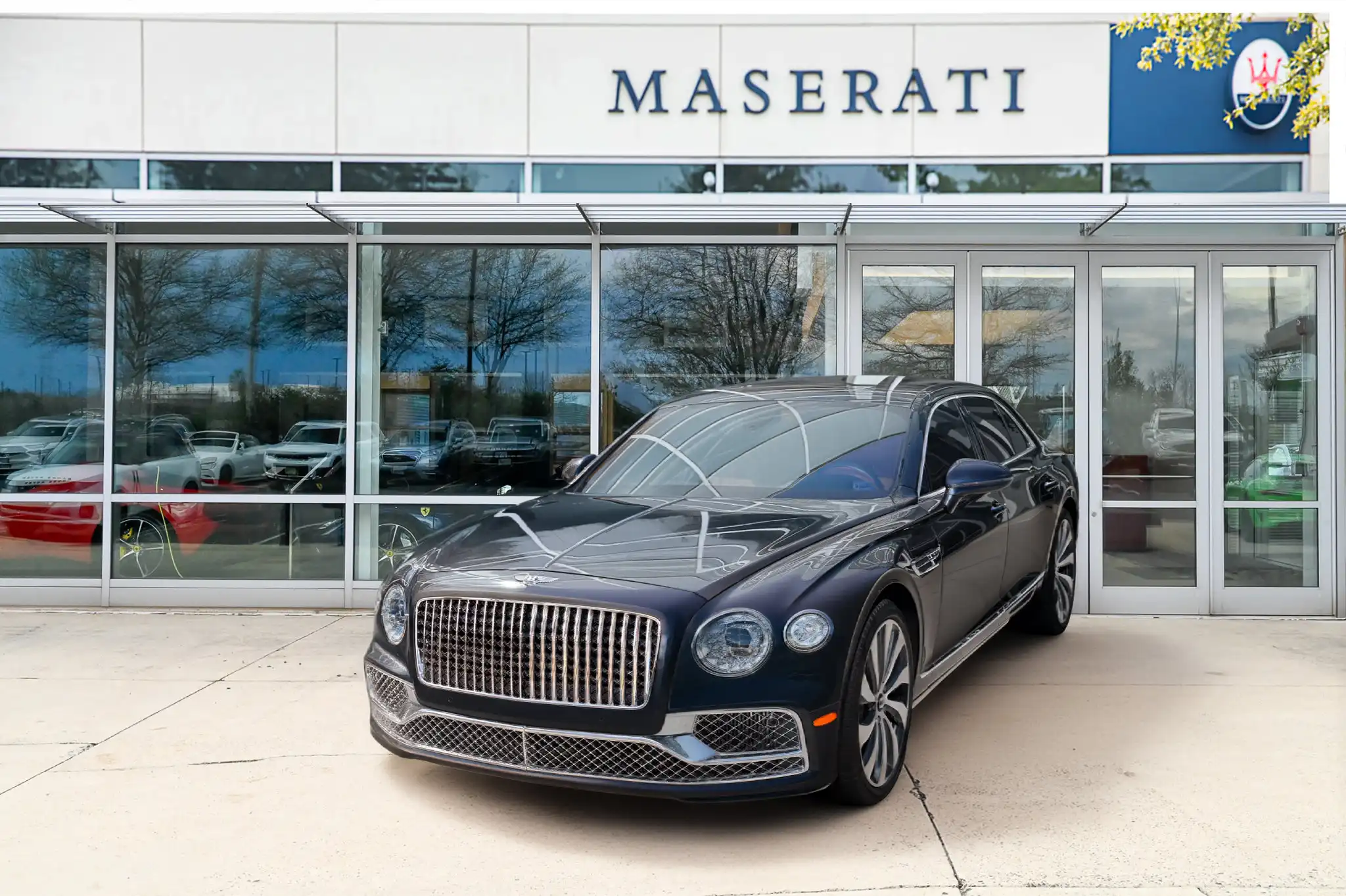 2022 Bentley Flying Spur V8's photo