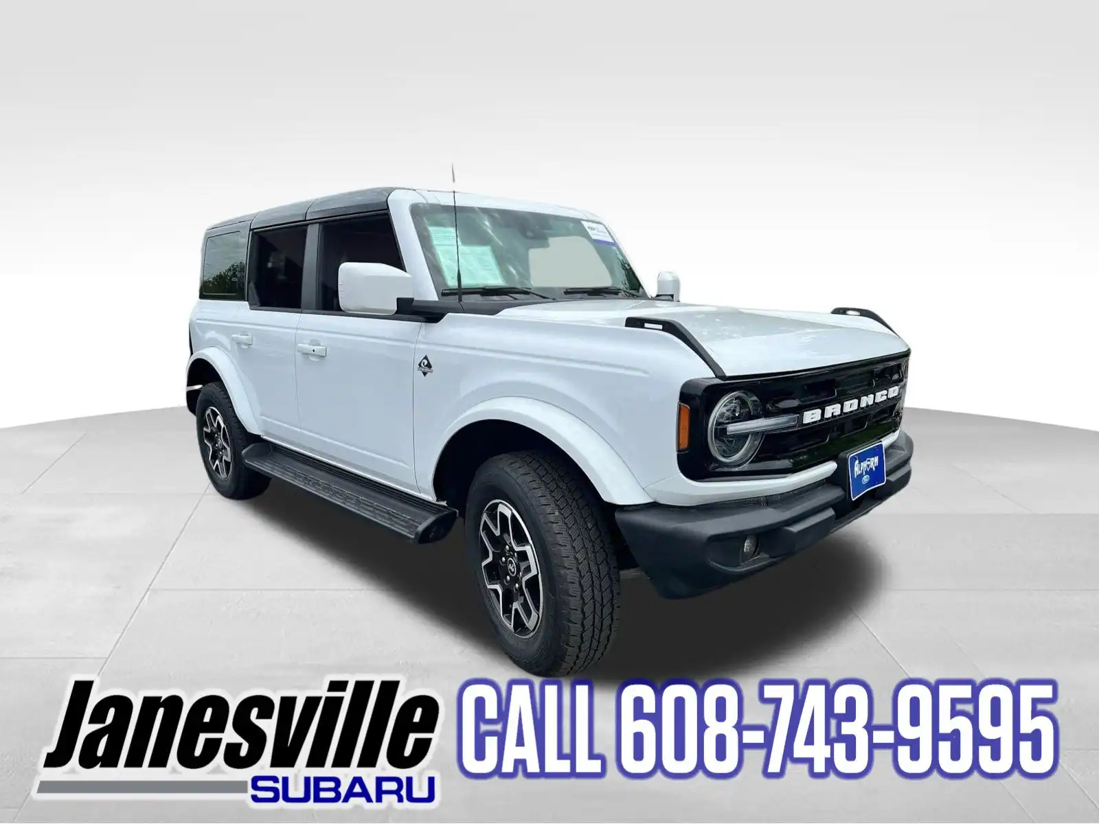 2025 Ford Bronco Outer Banks 4WD 4-door's photo