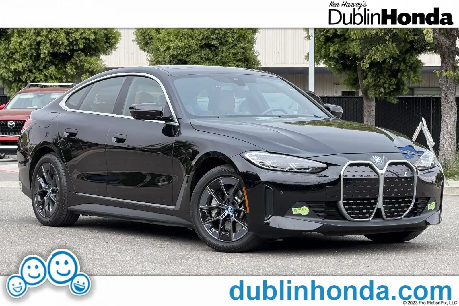 2023 BMW i4 eDrive35's photo