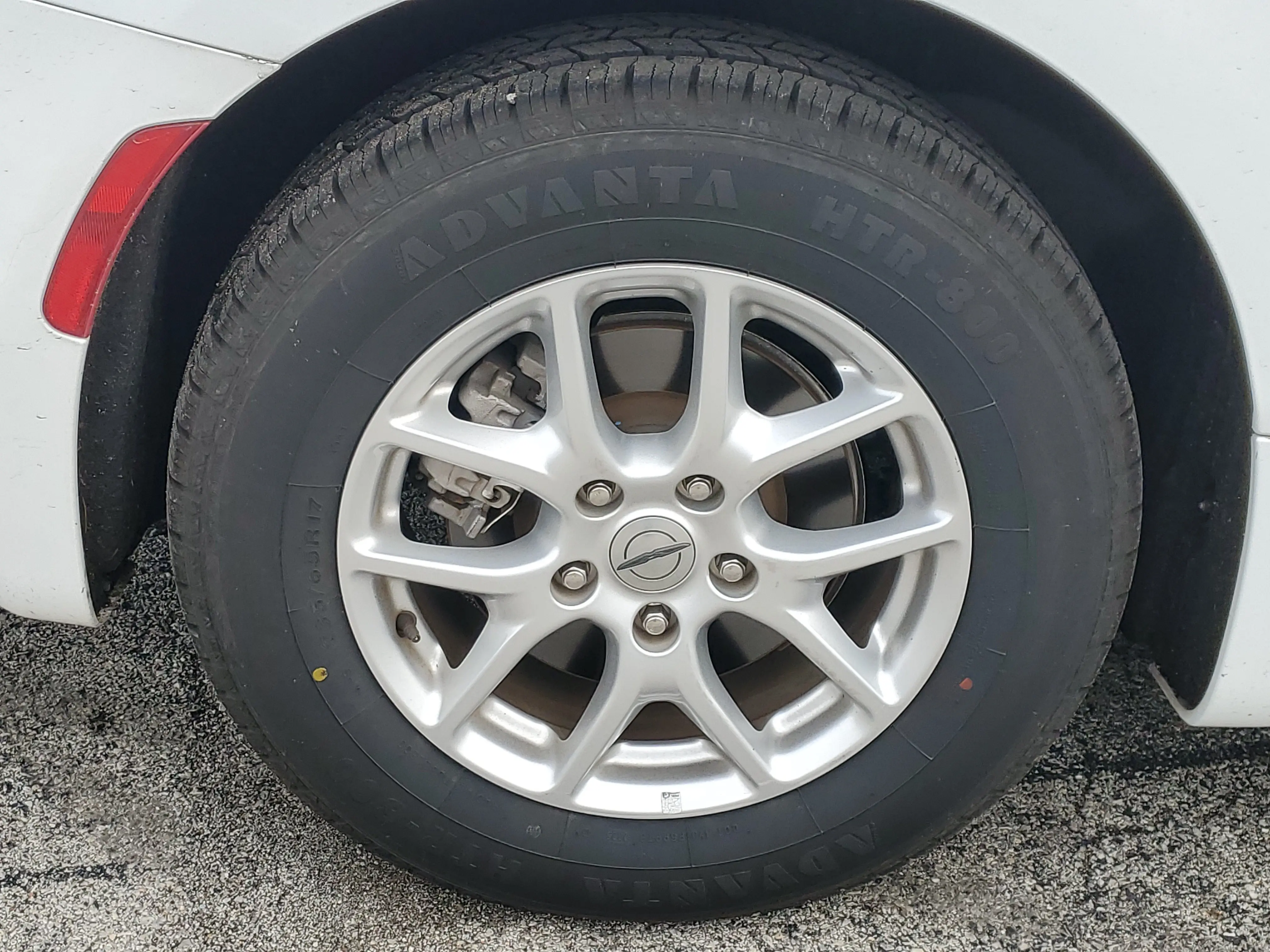 2023 Chrysler Pacifica Touring L photo 5