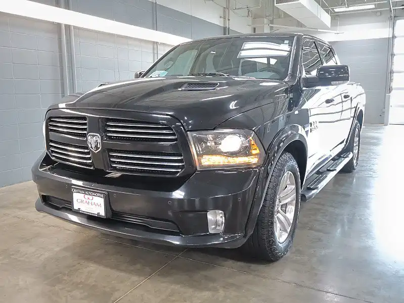 2015 RAM 1500 Sport 4x4 Crew Cab's photo