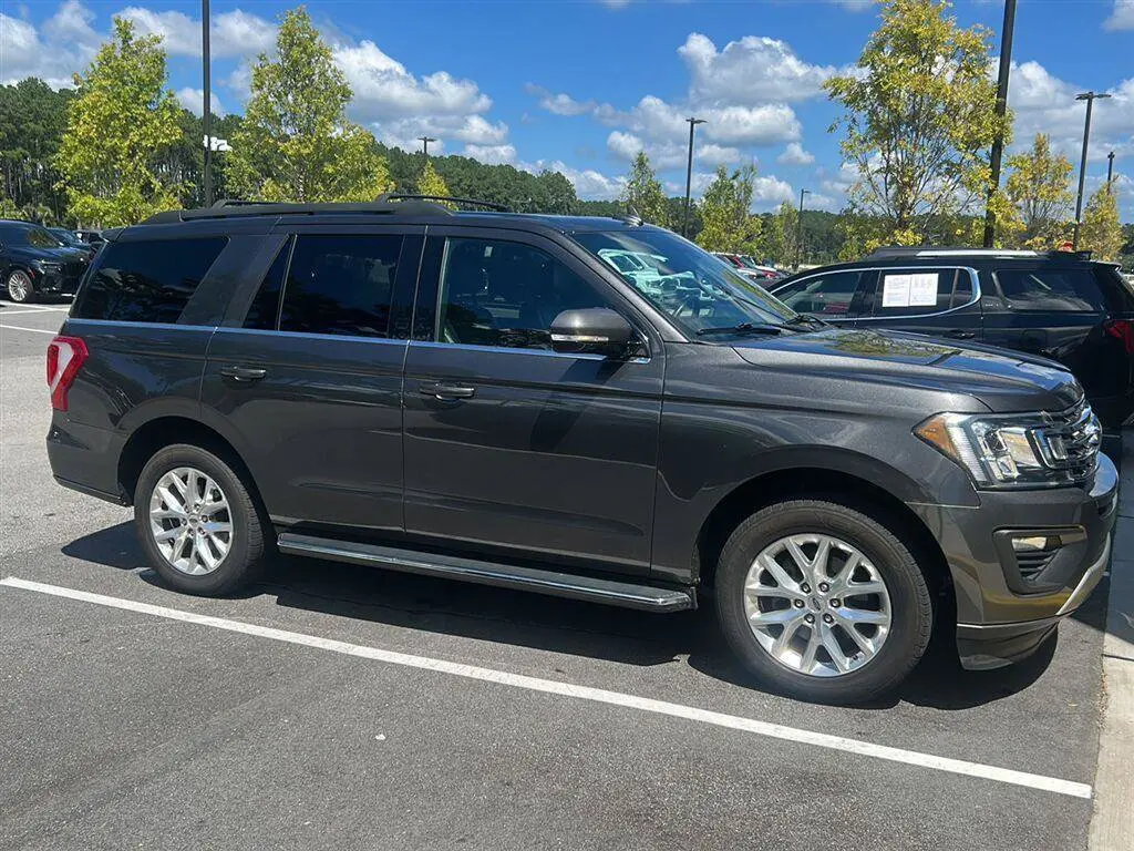 2021 Ford Expedition XLT photo 4
