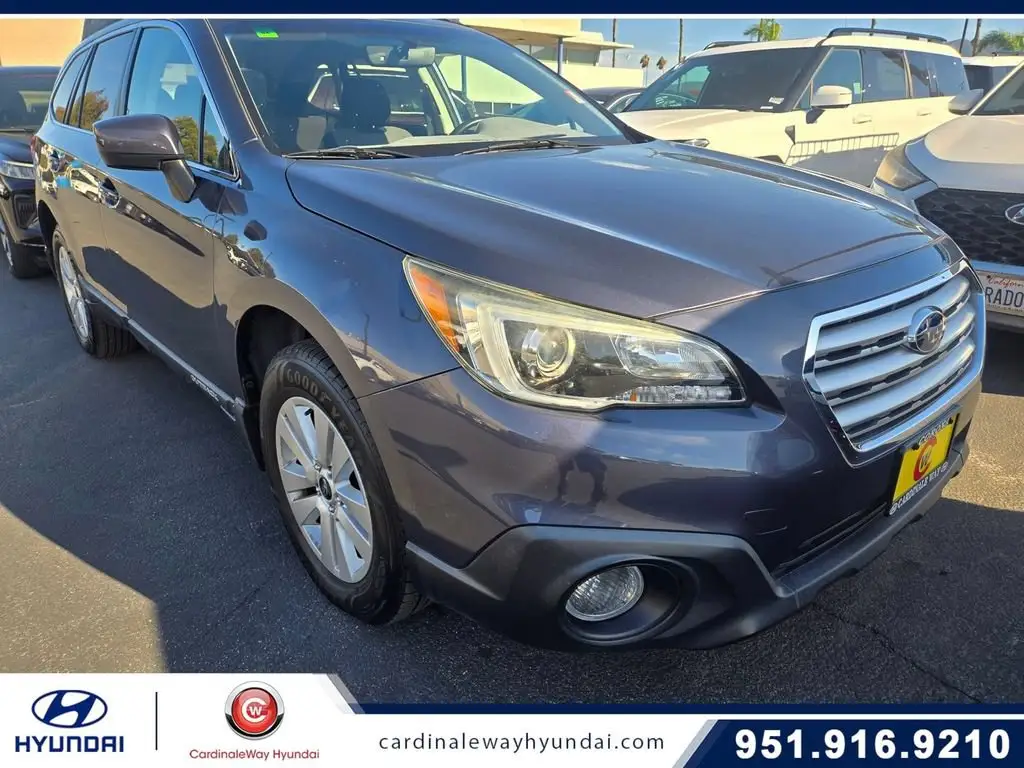 2017 Subaru Outback 2.5i Premium photo 1
