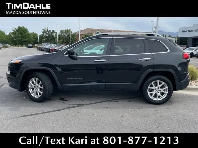 2016 Jeep Cherokee North 4x4 photo 4