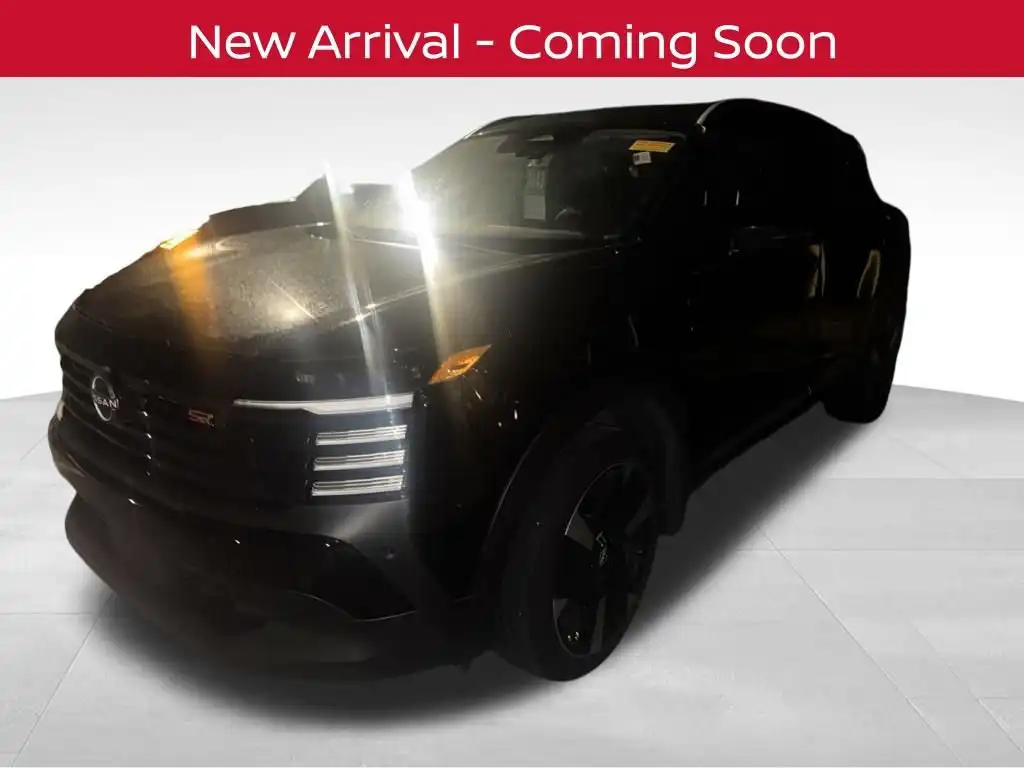 2025 Nissan Kicks 2.0 SR's photo