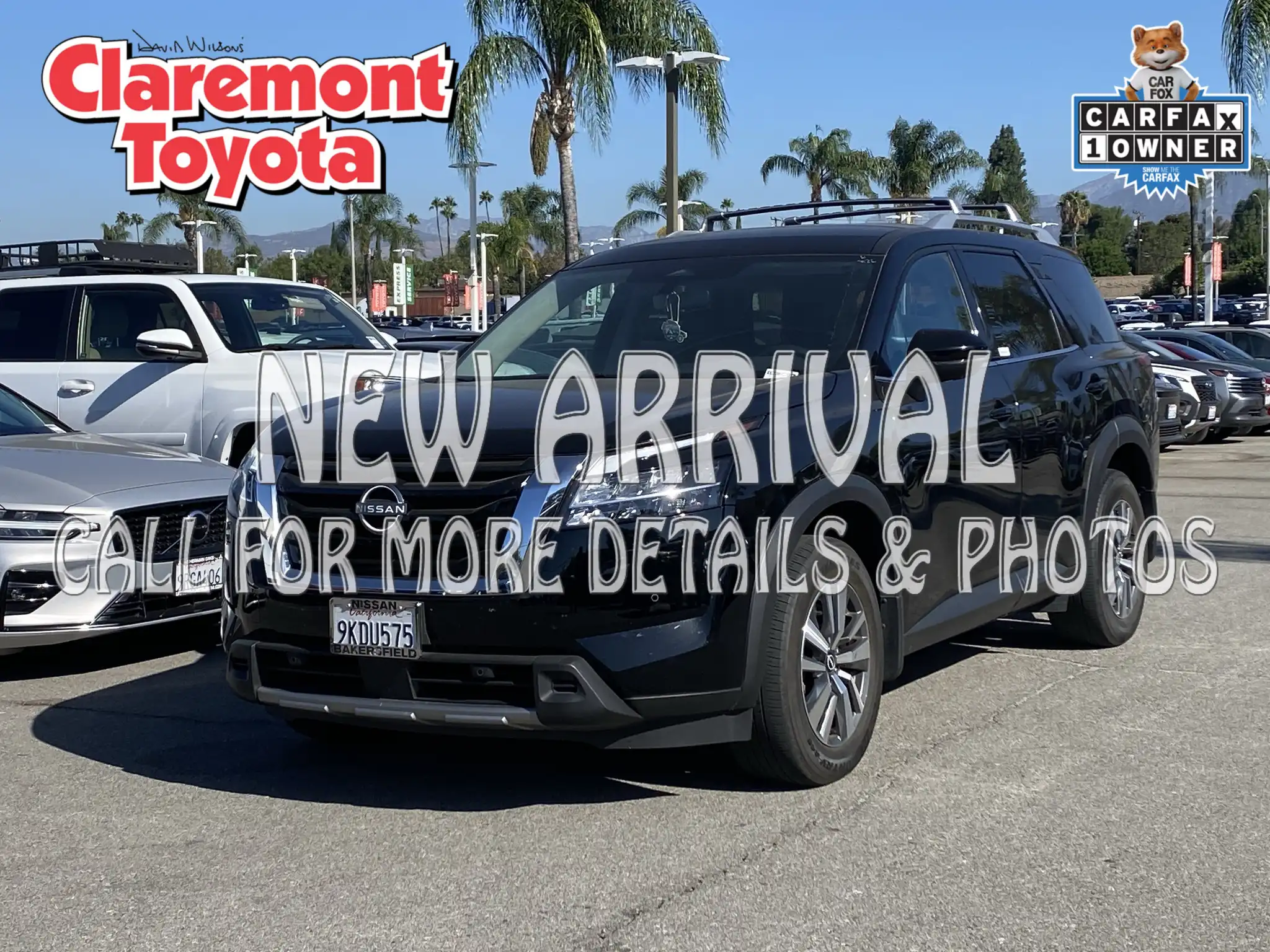2024 Nissan Pathfinder SL FWD's photo