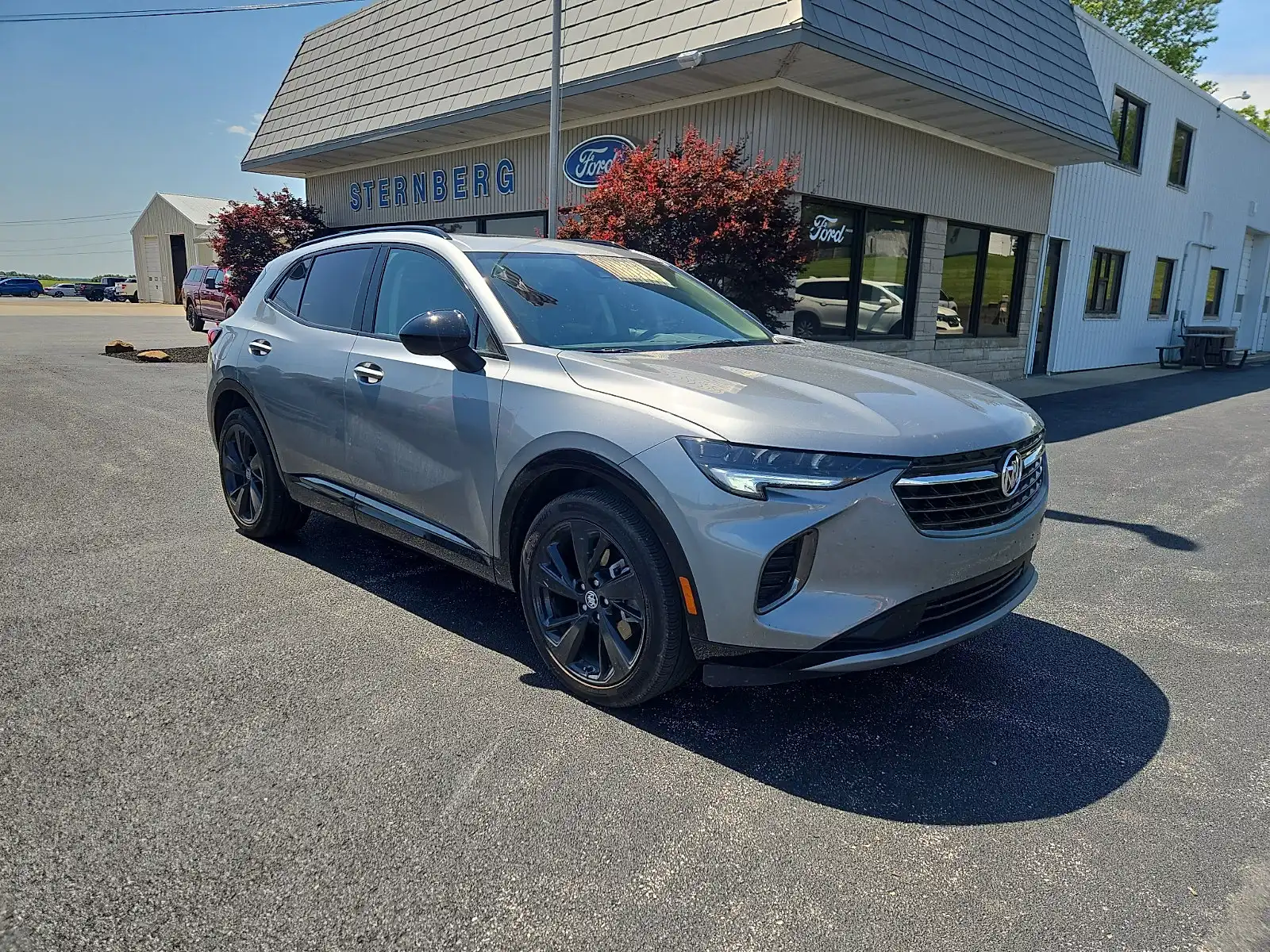 2023 Buick Envision Essence AWD's photo