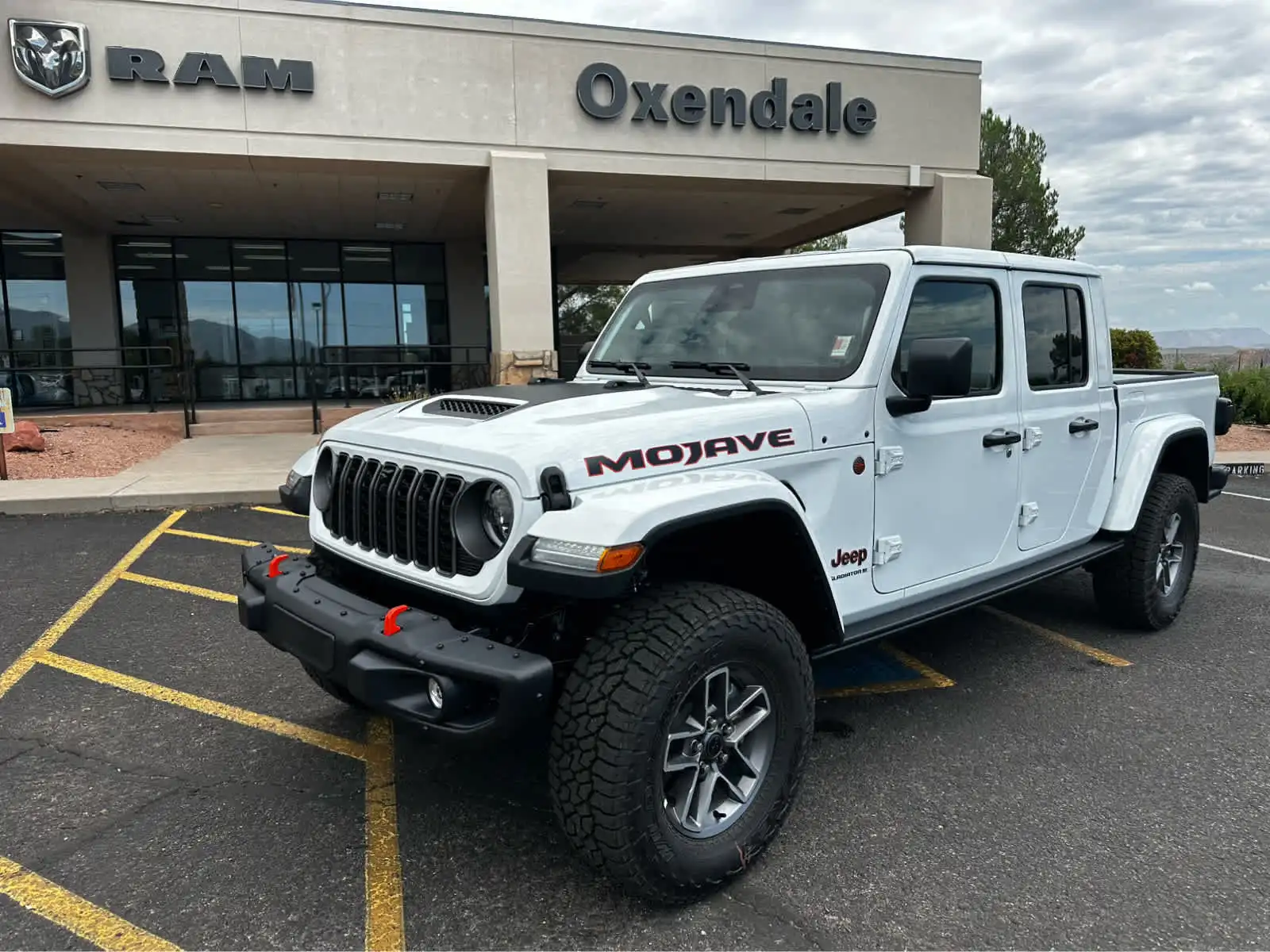2026 Jeep Gladiator Mojave X Auto's photo