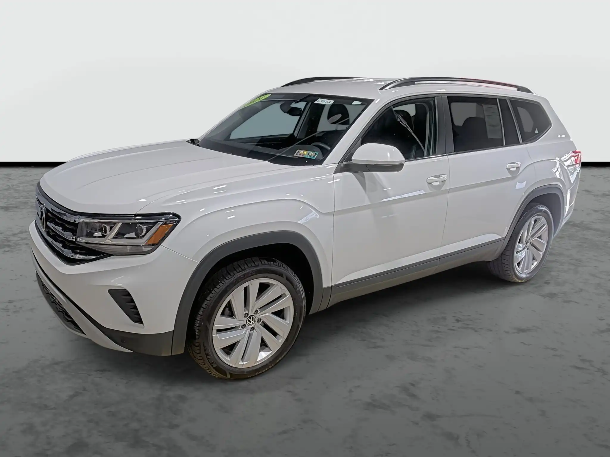 2021 Volkswagen Atlas 3.6L SE w/Tech 4MOTION's photo