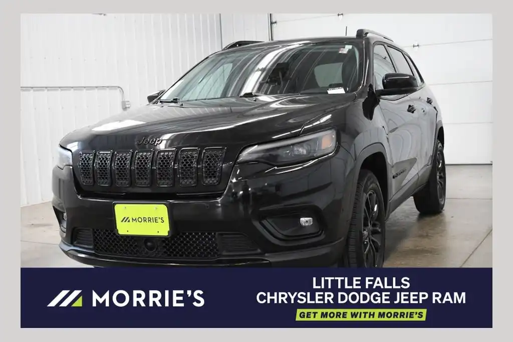 2023 Jeep Cherokee Altitude Lux 4WD's photo