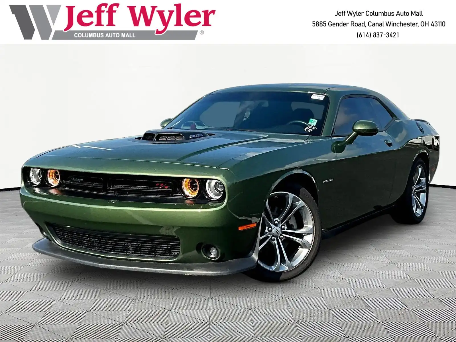2022 Dodge Challenger R/T's photo