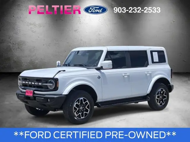 2025 Ford Bronco Outer Banks 4x4 photo 3