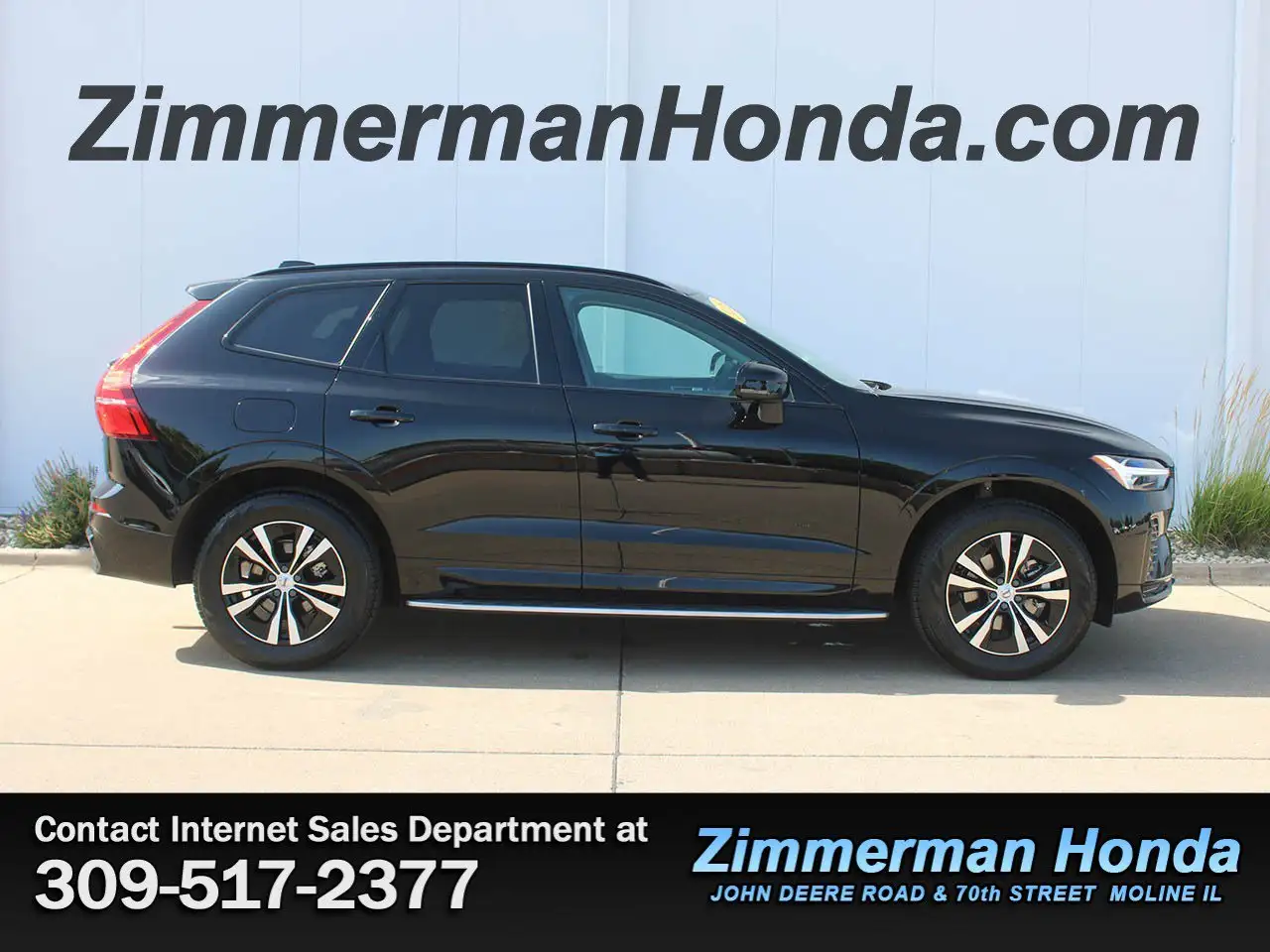 2025 Volvo XC60 B5 Core Dark AWD's photo