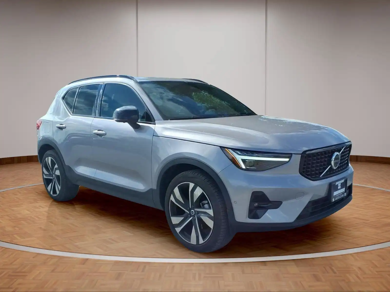 2026 Volvo XC40 B5 Ultra Dark AWD's photo