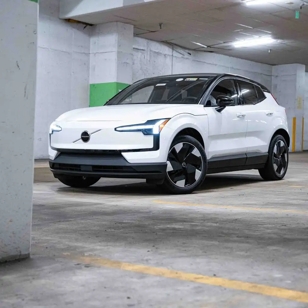 2026 Volvo EX30 Single Motor Plus's photo