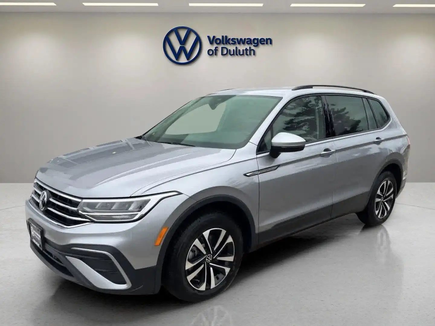 2024 Volkswagen Tiguan 2.0T S 4Motion's photo