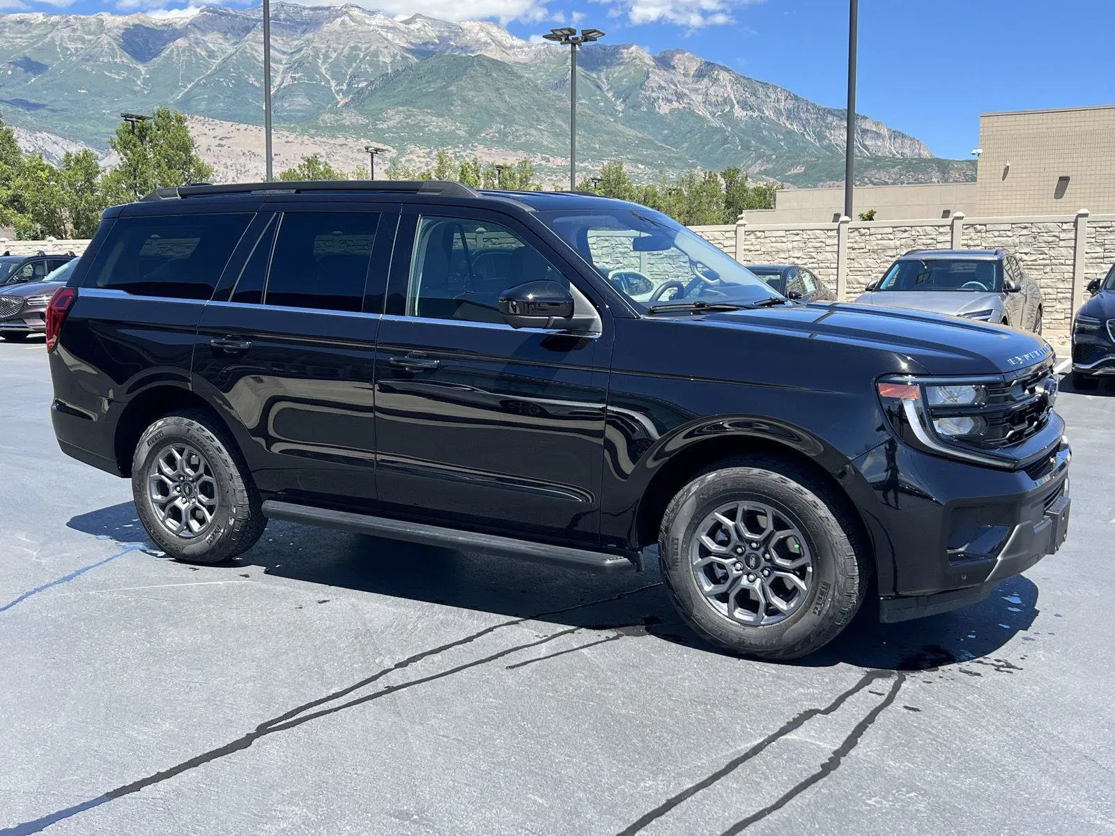 2025 Ford Expedition Active 4x4 photo 5