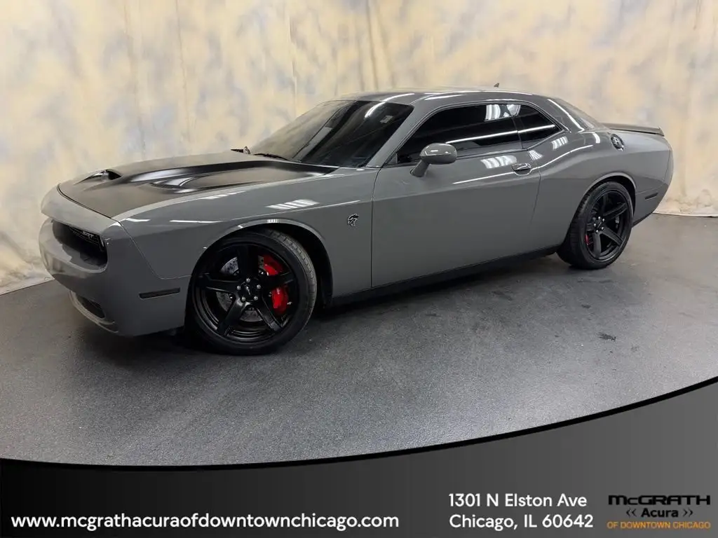 2017 Dodge Challenger SRT Hellcat photo 1