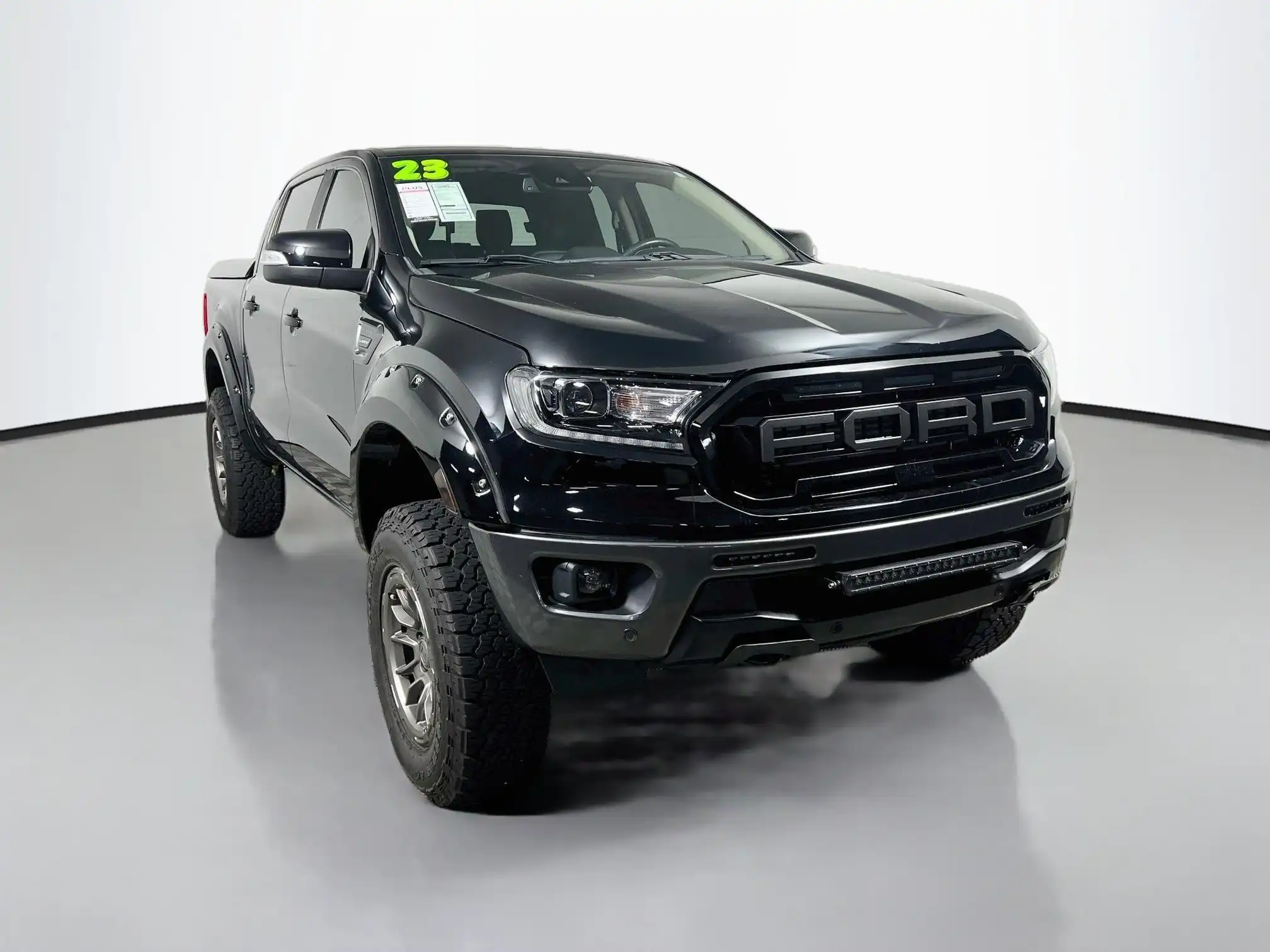 2023 Ford Ranger Lariat 4WD SuperCrew 5' Box's photo